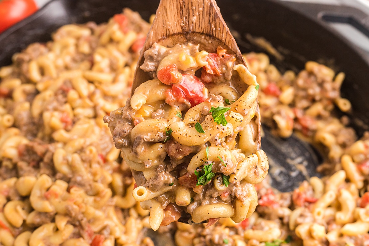 Best Cheeseburger Macaroni Skillet Recipe Ready In 20 Mins 2096